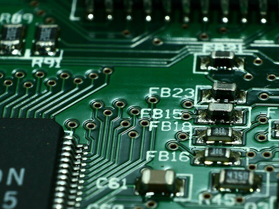 Apple и Samsung остались ведущими покупателями чипов в мире